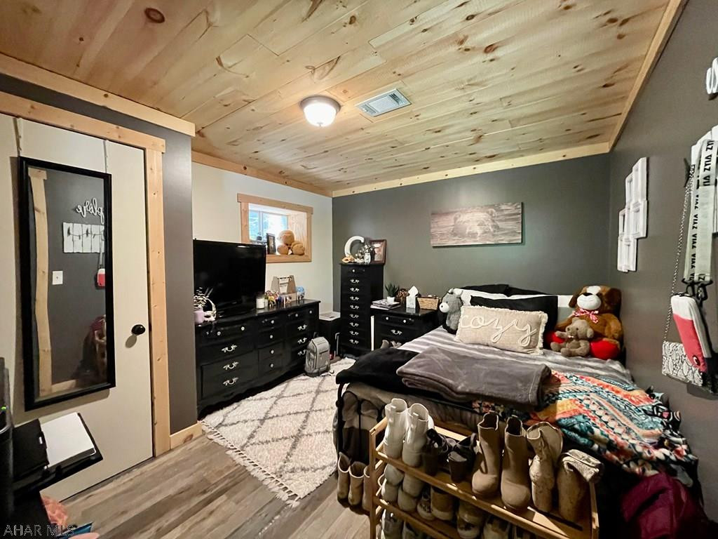 Glendale Yearound - Residential