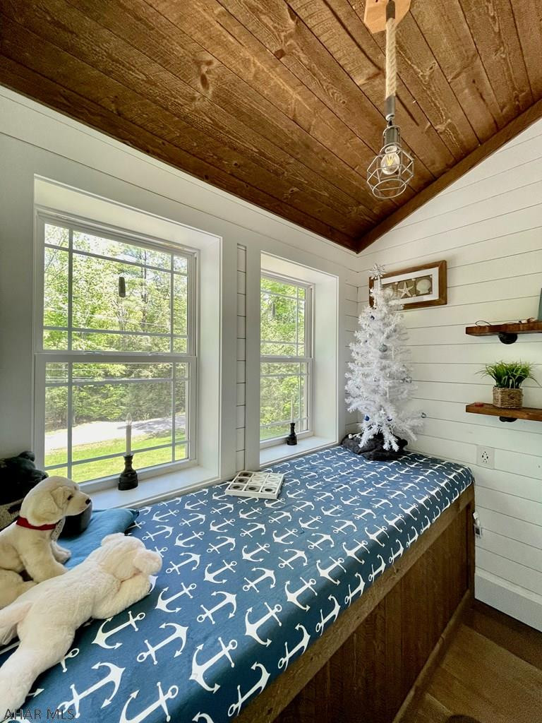 Glendale Yearound - Residential