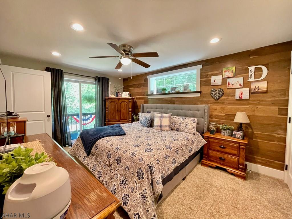 Glendale Yearound - Residential