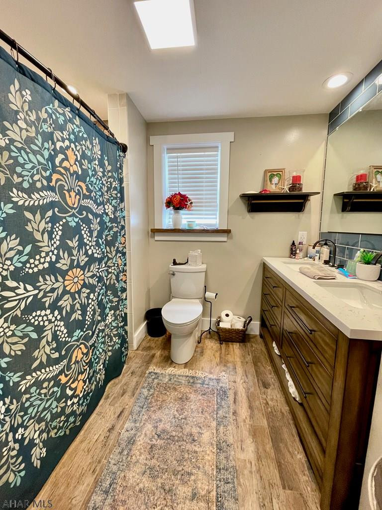 Glendale Yearound - Residential