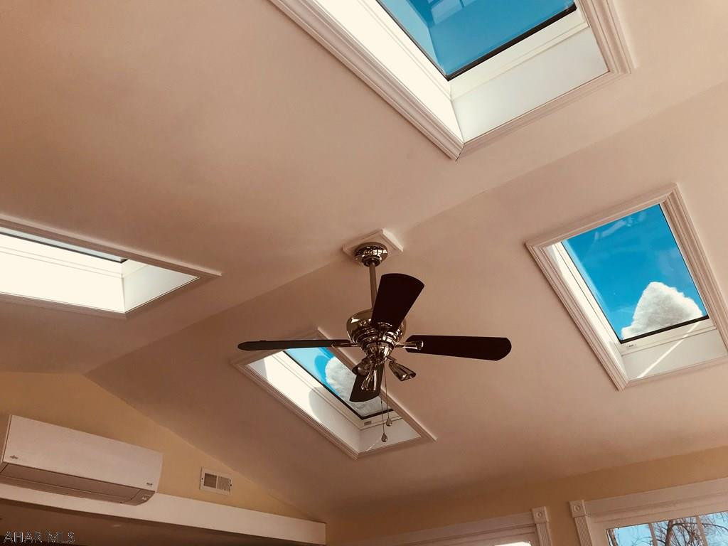 Meadowbrook - Residential