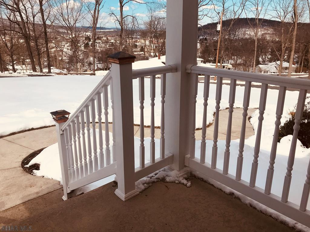 Meadowbrook - Residential