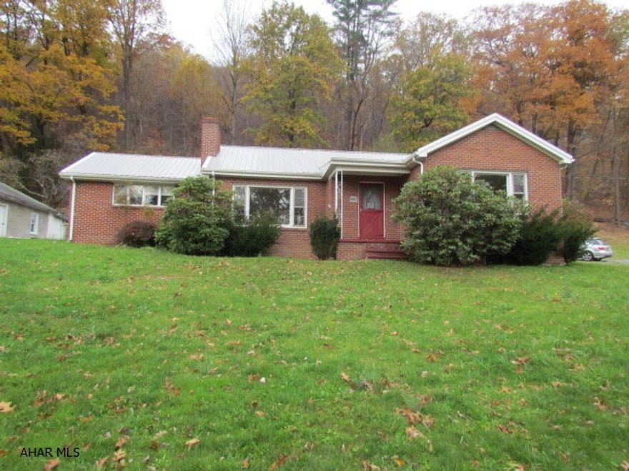 Property being sold As is Buyer must pay 2% transfer tax. Earnest money checks in Cashiers check payable to Colony Realty Group, LTD. This property eligible under Freddie Mac First Look Initiative through 11/14/13. Homesteps offers credit at closing for actual price of home warranty up to $500 for owner-occupant. Ask about details.