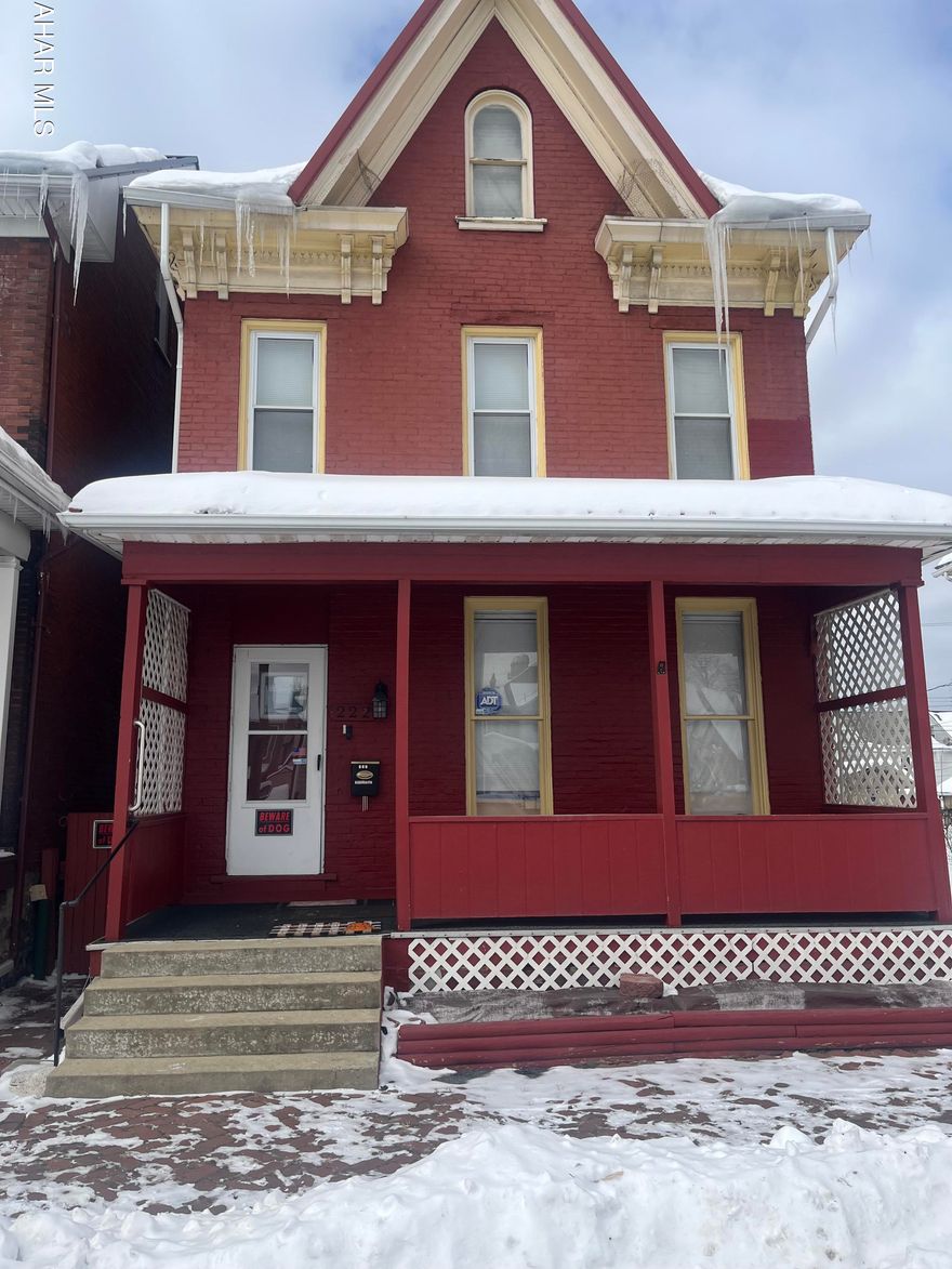 Great starter or investment. 3 Bed 1 1/2 Bath, fenced lot, newer furnace & electric. Nicely renovated home.