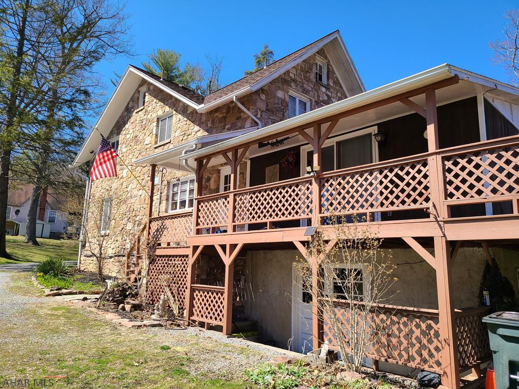 Sinking Valley - Residential