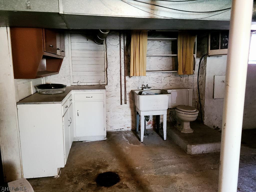 Sinking Valley - Residential