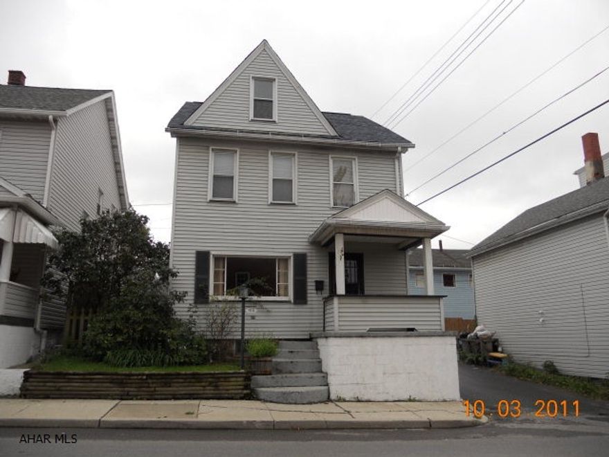 Property is being sold in AS IS condition. Seller REQUIRES buyer to obtain a free pre-qualification letter from Wells Fargo Home Mortgages, an entity which is a joint venture with Wells Fargo Home Mortgage or the Neighborhood Assistance Corporation of America (NACA). Free pre-qualification can be obtained online at:  http://www.wfhm.com or enter you local HMC's website.