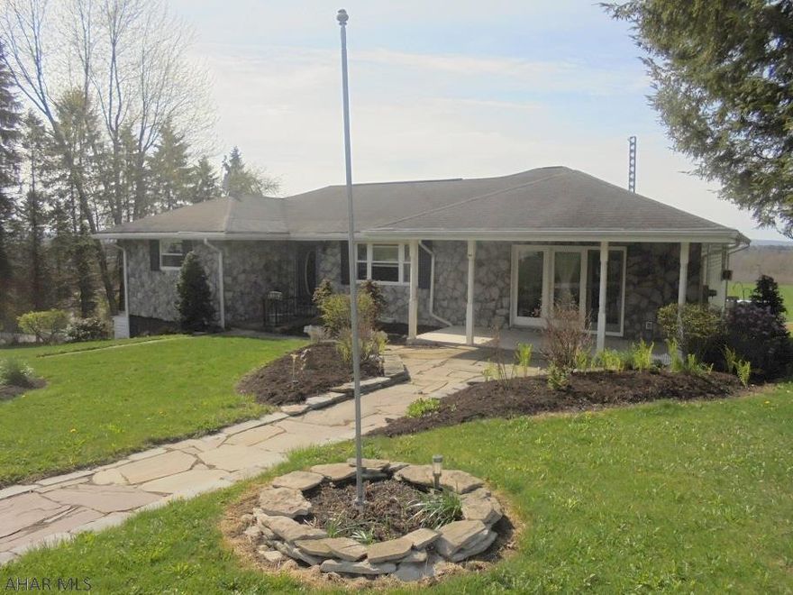 Loretto- Totally remodeled 3-4 BR home. Large updated eat-in kitchen. Spacious family room with gas fireplace. Basement rec room with gas fireplace. 1 car integral garage.  Great view! Move in condition!. Walking distance to college.