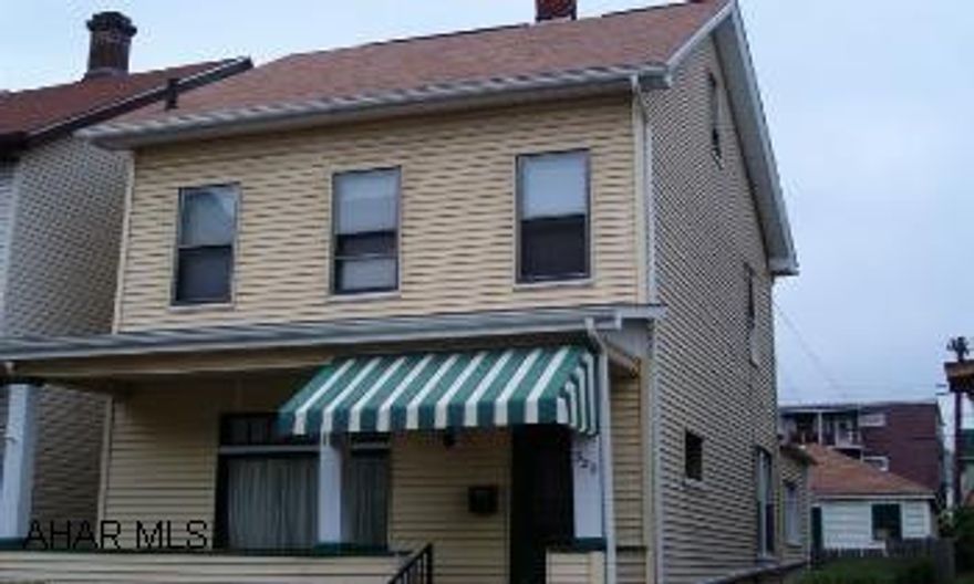 2 1/2 story vinyl sided with 1 car oversized detached garage, fenced yard and patio. Many updates. Charming 2 1/2 story vinyl sided home. 2-3 bedrooms, new carpet, dry wall & roof, updated electric, stained glass windows, craftsman style woodwork. All appliances included. Ready to move into! Agent related to seller.