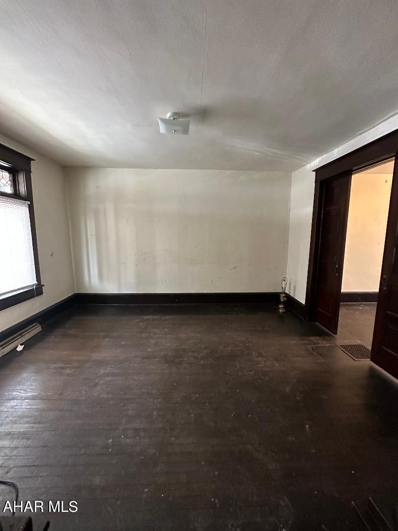 Juniata - Residential