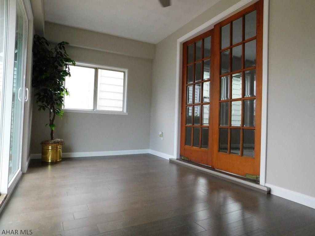 Juniata - Residential