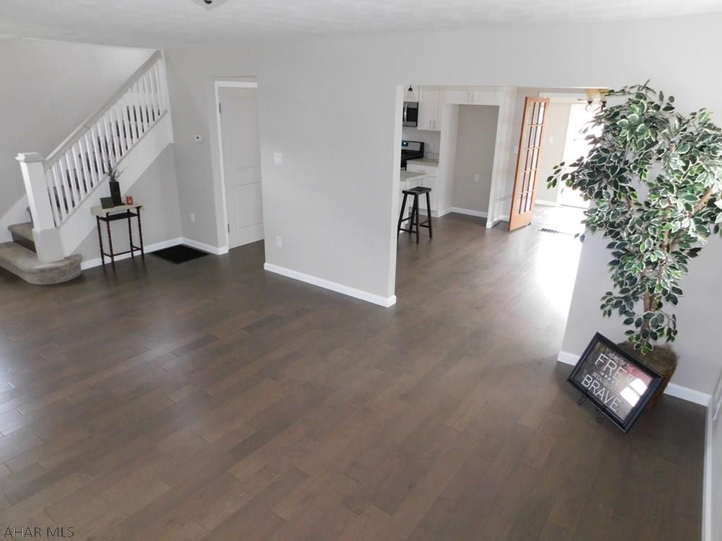 Juniata - Residential