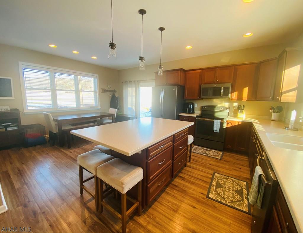 Sinking Valley - Residential