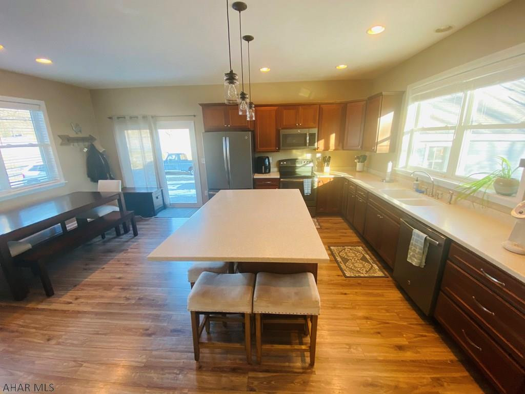 Sinking Valley - Residential