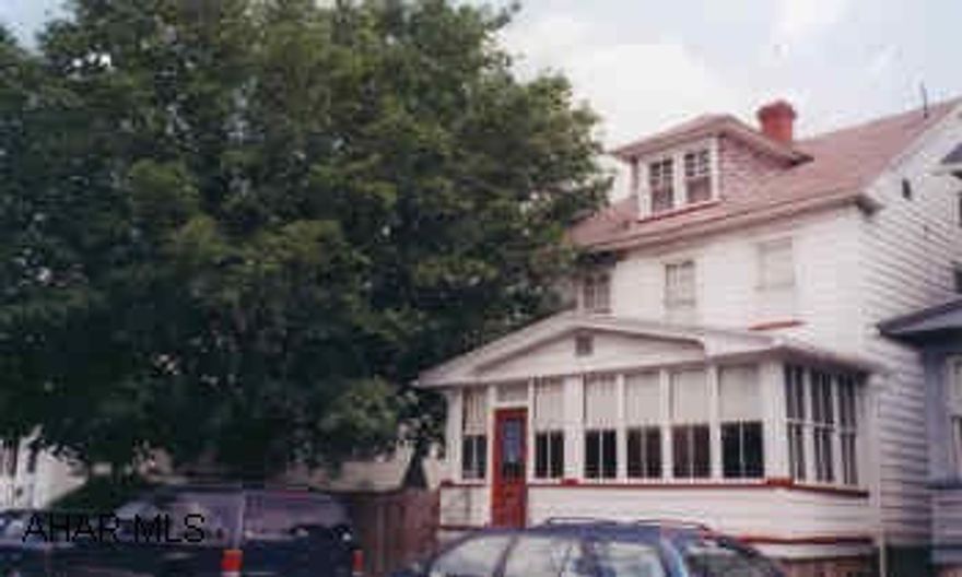 EAST END. THREE BEDROOM FEATURES FENCED LARGE LOT. SALE INCLUDES ALL APPLIANCES AND AN EXTRA NEW HOT WATER TANK. OFF STREET PARKING FOR THREE CARS. 8X10 SHED INCLUDED. C/A AND NEW GFA FURNACE.