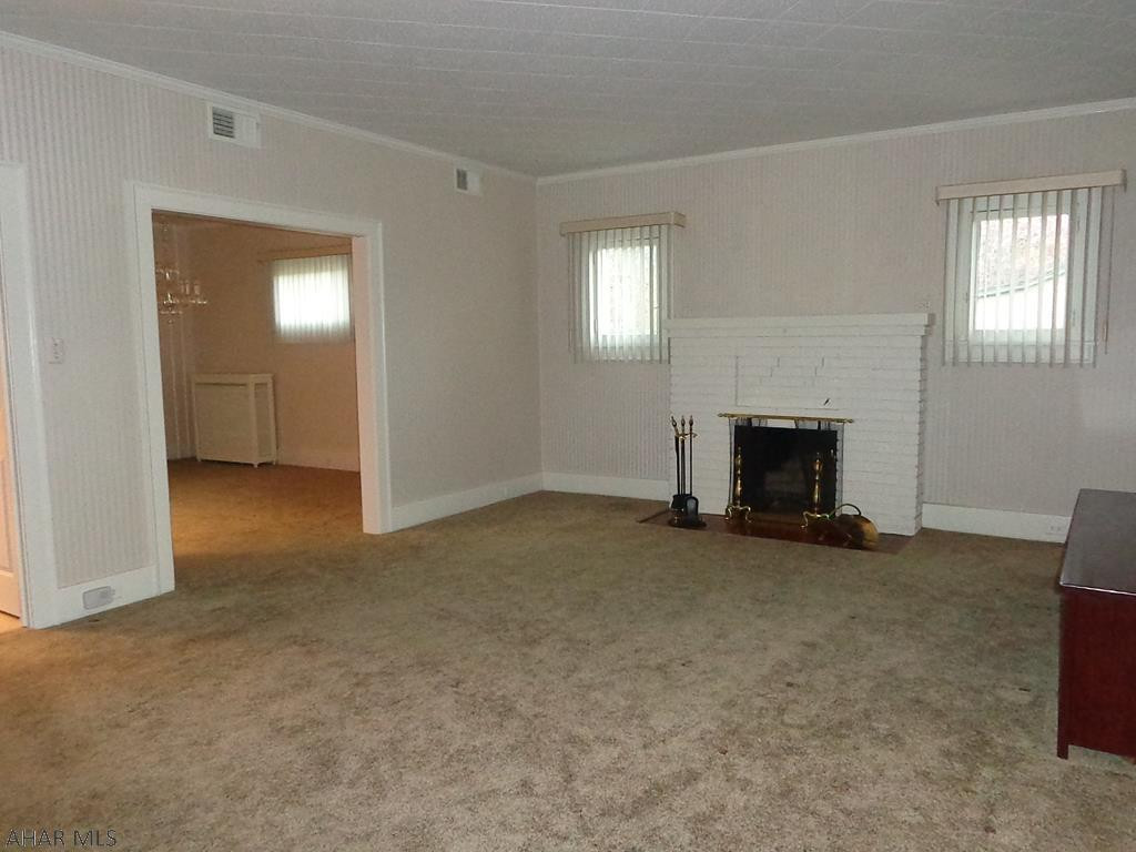 Llyswen - Residential