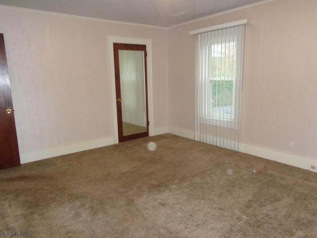 Llyswen - Residential