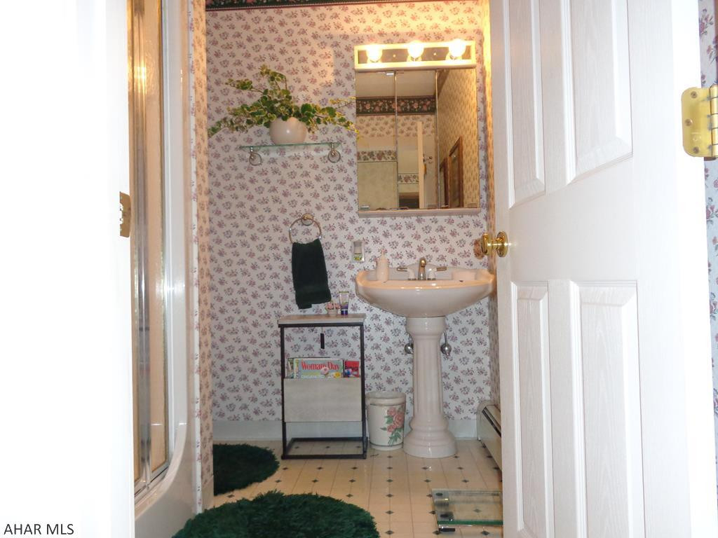 Llyswen - Residential