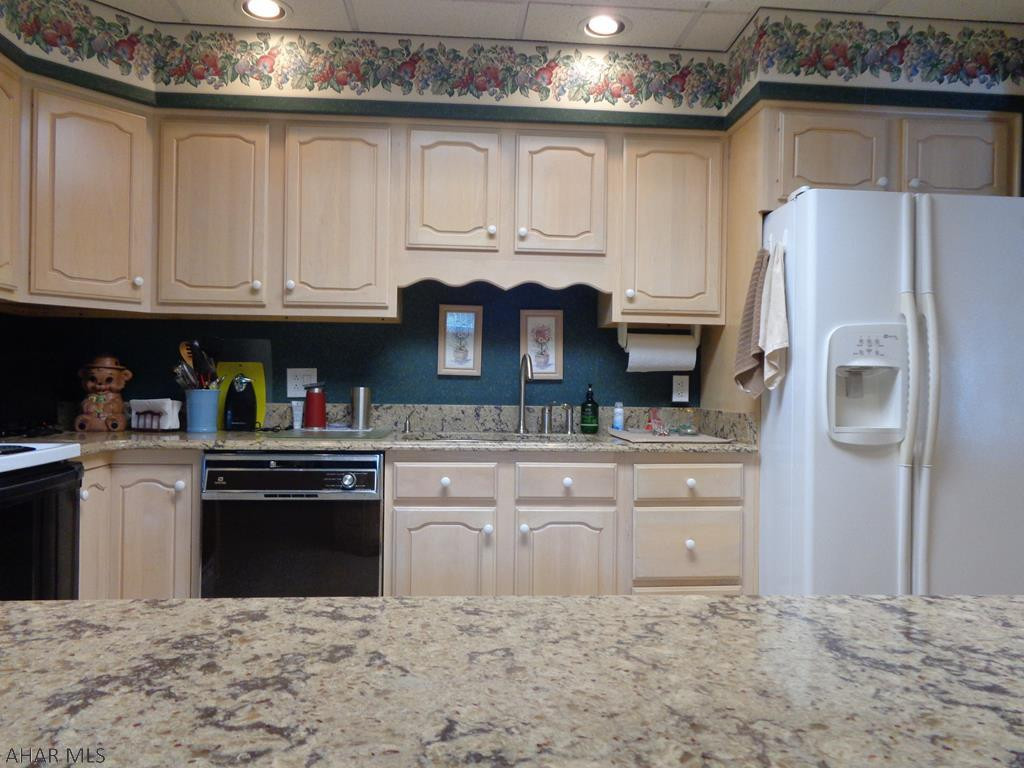 Llyswen - Residential