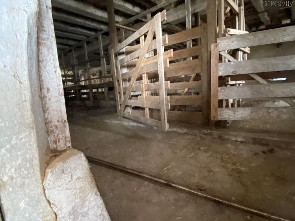 Unknown - Farm