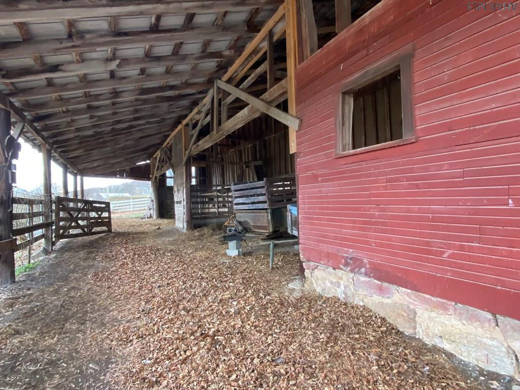 Unknown - Farm