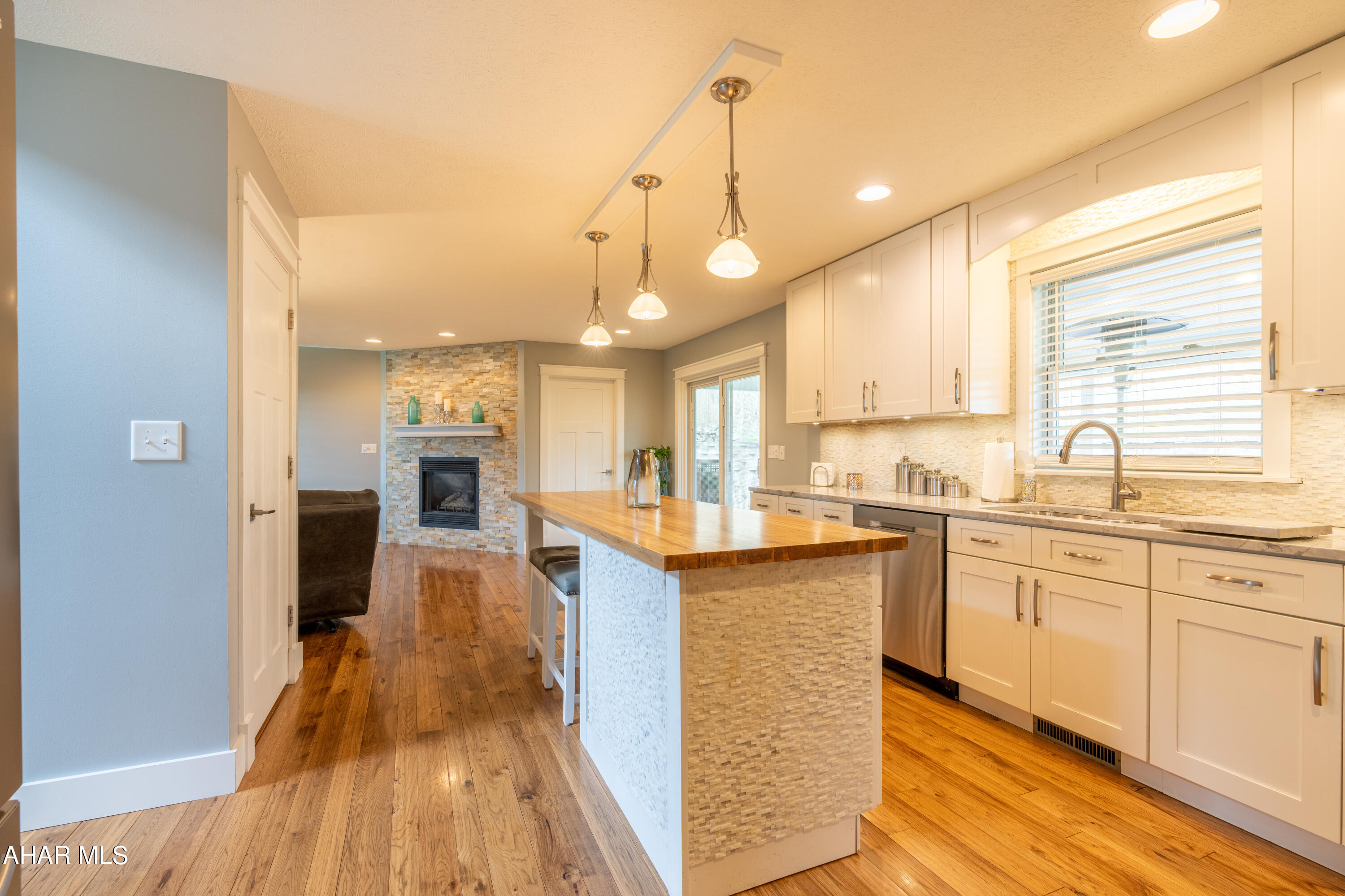 Maple Hollow - Residential