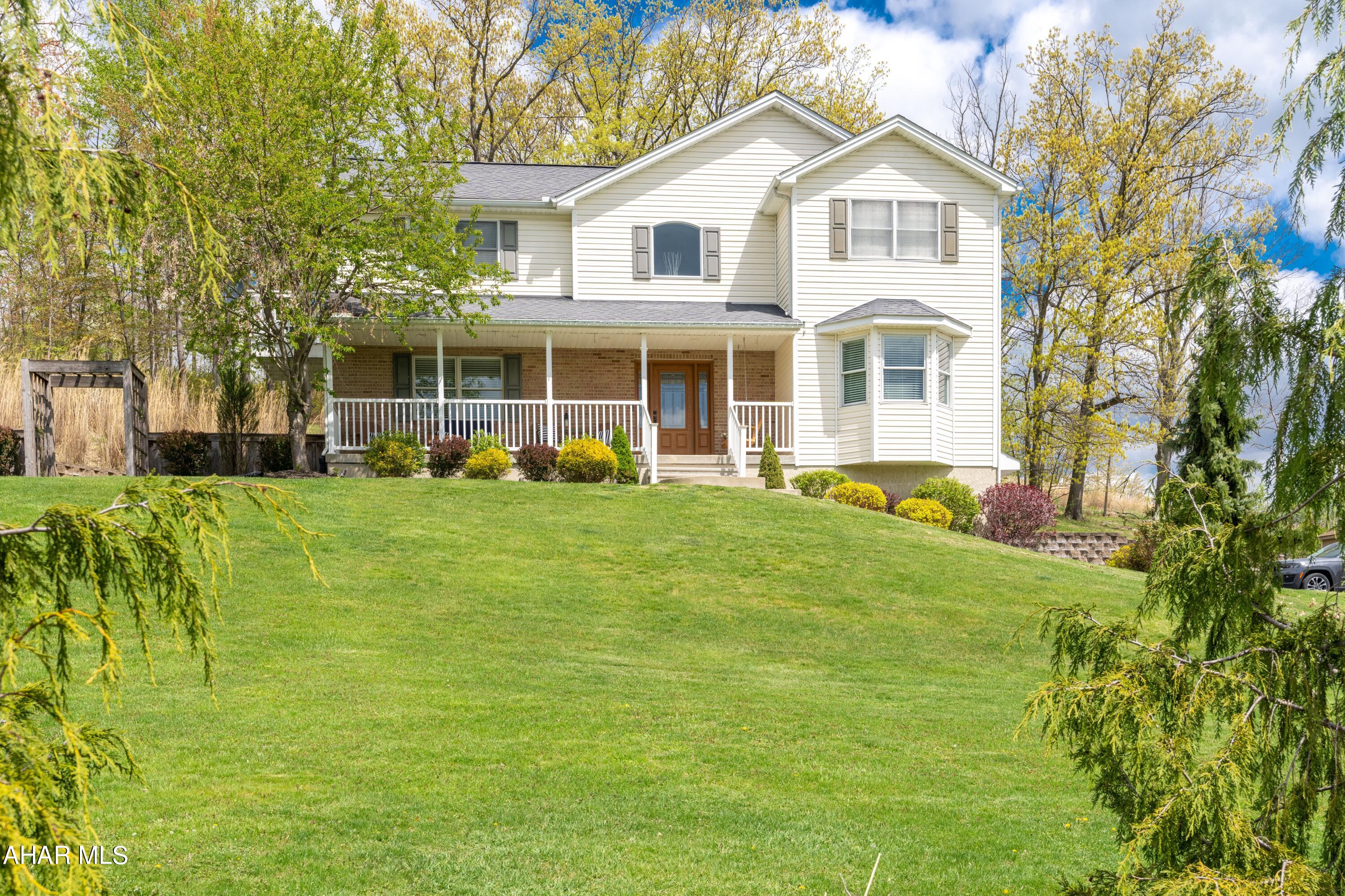 Maple Hollow - Residential