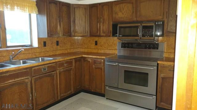 Unknown - Commercial Sale