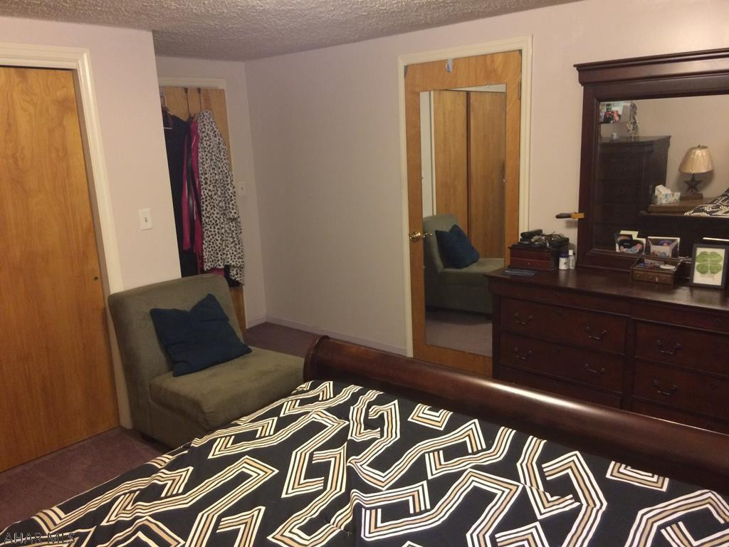 Hollidaysburg - Residential