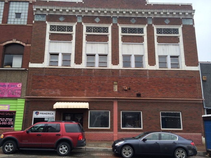 Great downtown location. Building was remodeled in the 80's into office space with store front. Great opportunity. Currently vacant with some work needed.