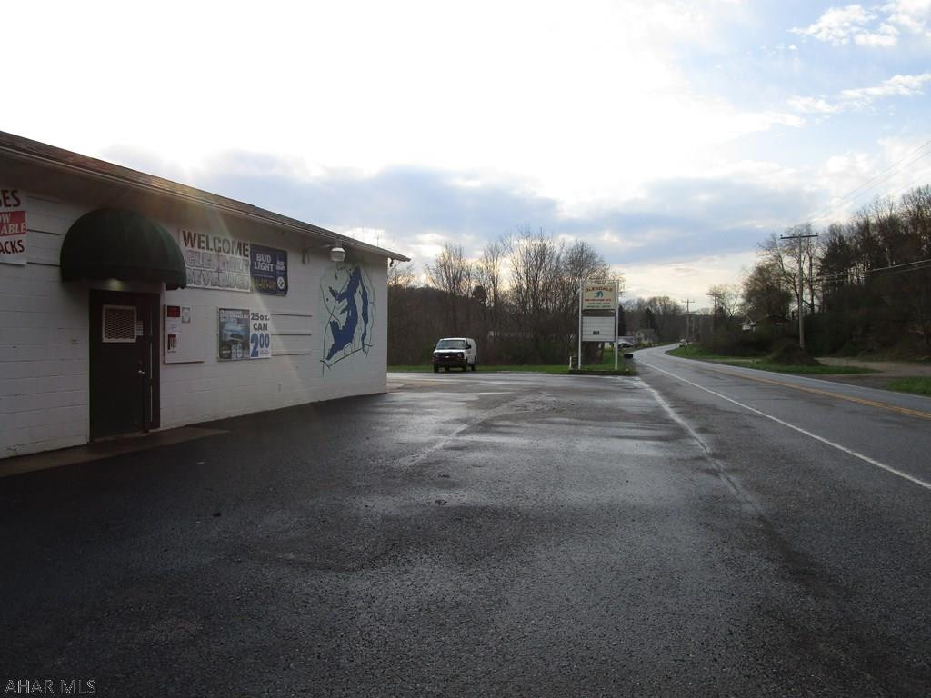 Unknown - Commercial Sale