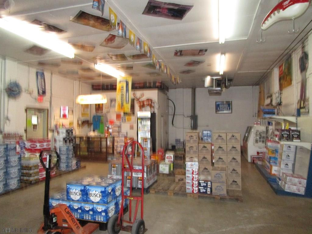 Unknown - Commercial Sale