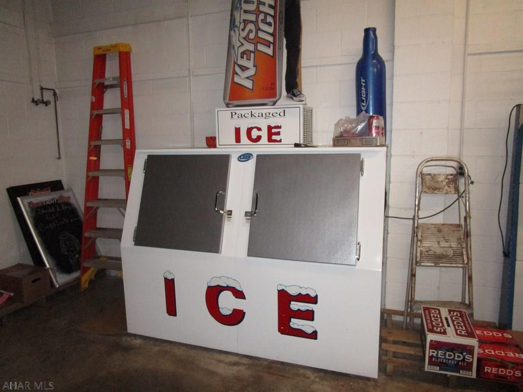 Unknown - Commercial Sale