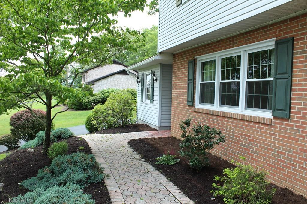 Meadowbrook Terrace - Residential