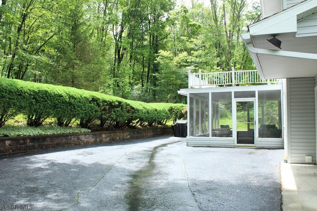 Meadowbrook Terrace - Residential