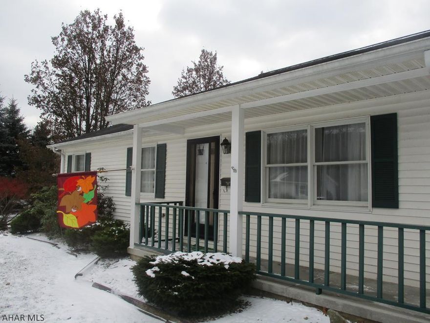 One story living in great location featuring rear patio that extends into large yard. Must see move in ready