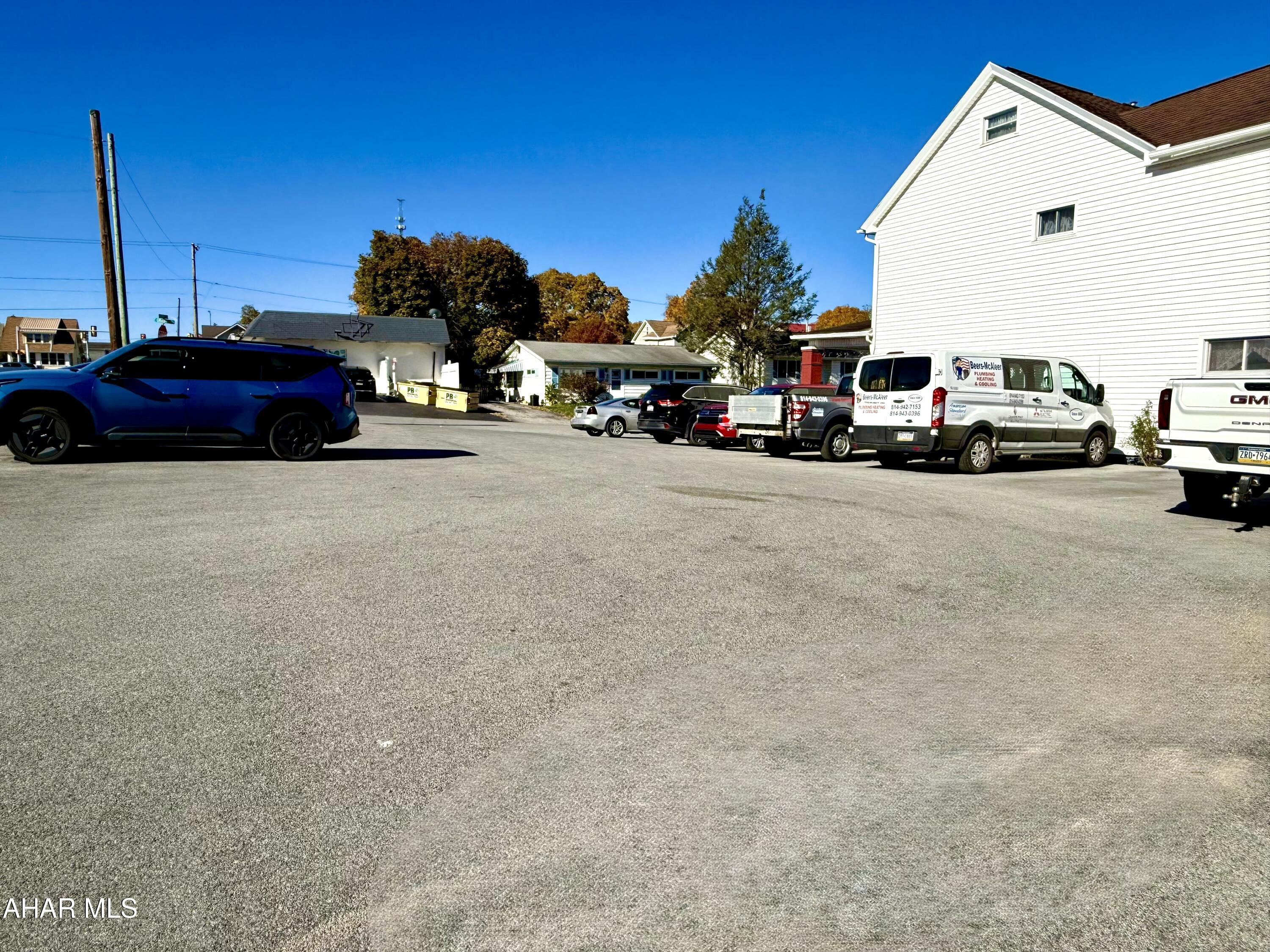 East End - Commercial Lease