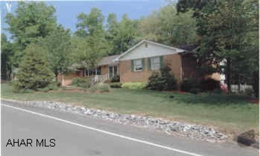 Beautiful brick rancher w/ nice cherry kitchen with stainless appliances, formal dining room, 2 family rooms, great location! Great home with cherry kitchen, 2 family rooms, formal dining room, heated sunroom, large private deck, CA, CV, plus more!! Must see!!