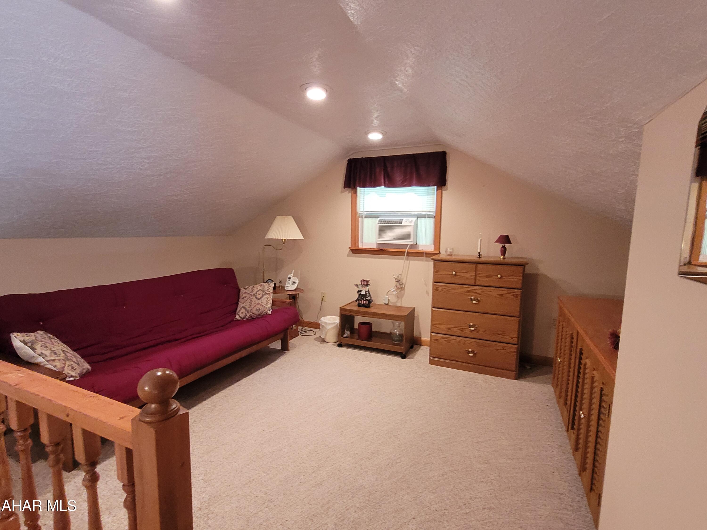 Glendale Yearound - Residential