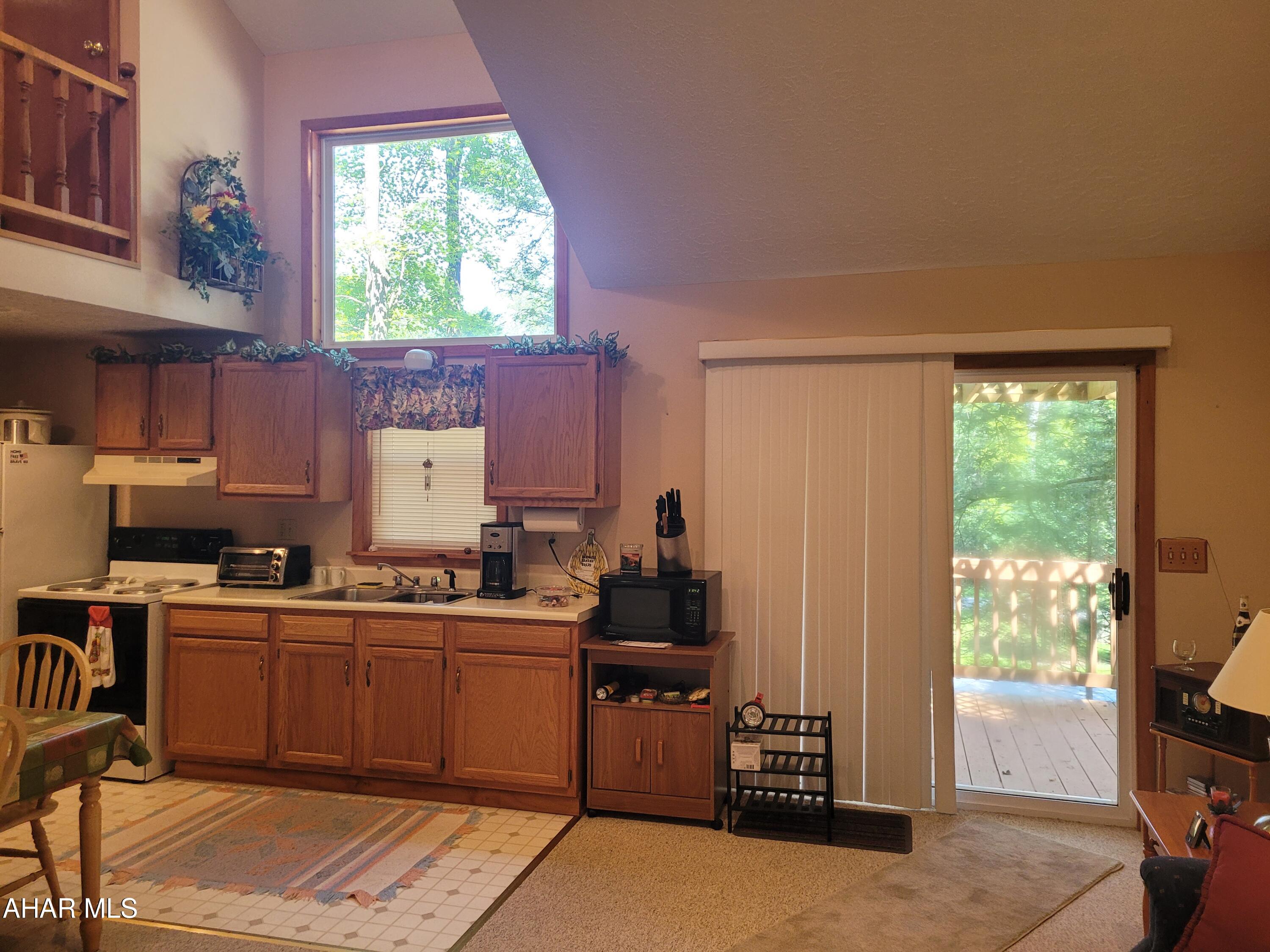 Glendale Yearound - Residential