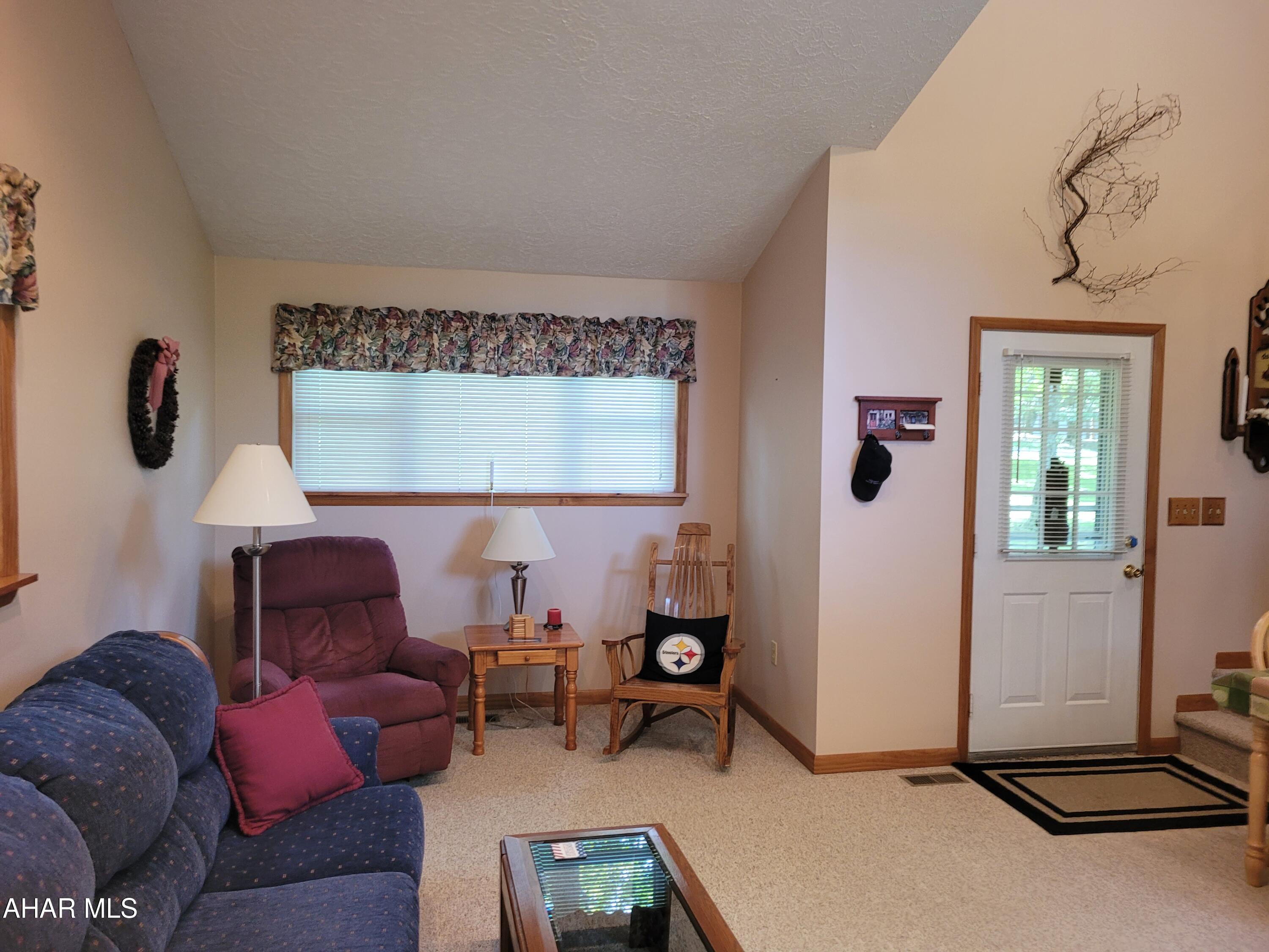 Glendale Yearound - Residential