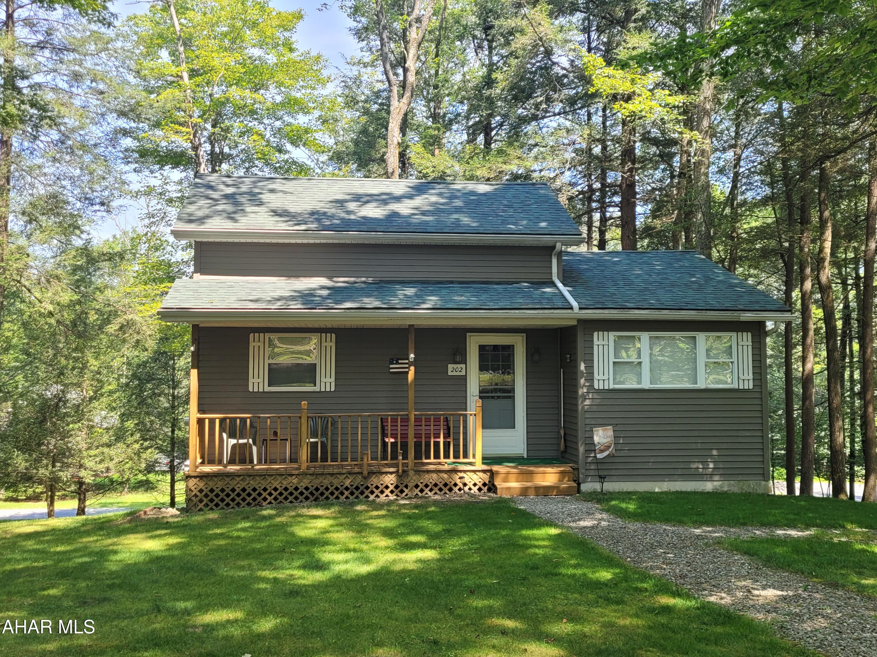 Glendale Yearound - Residential