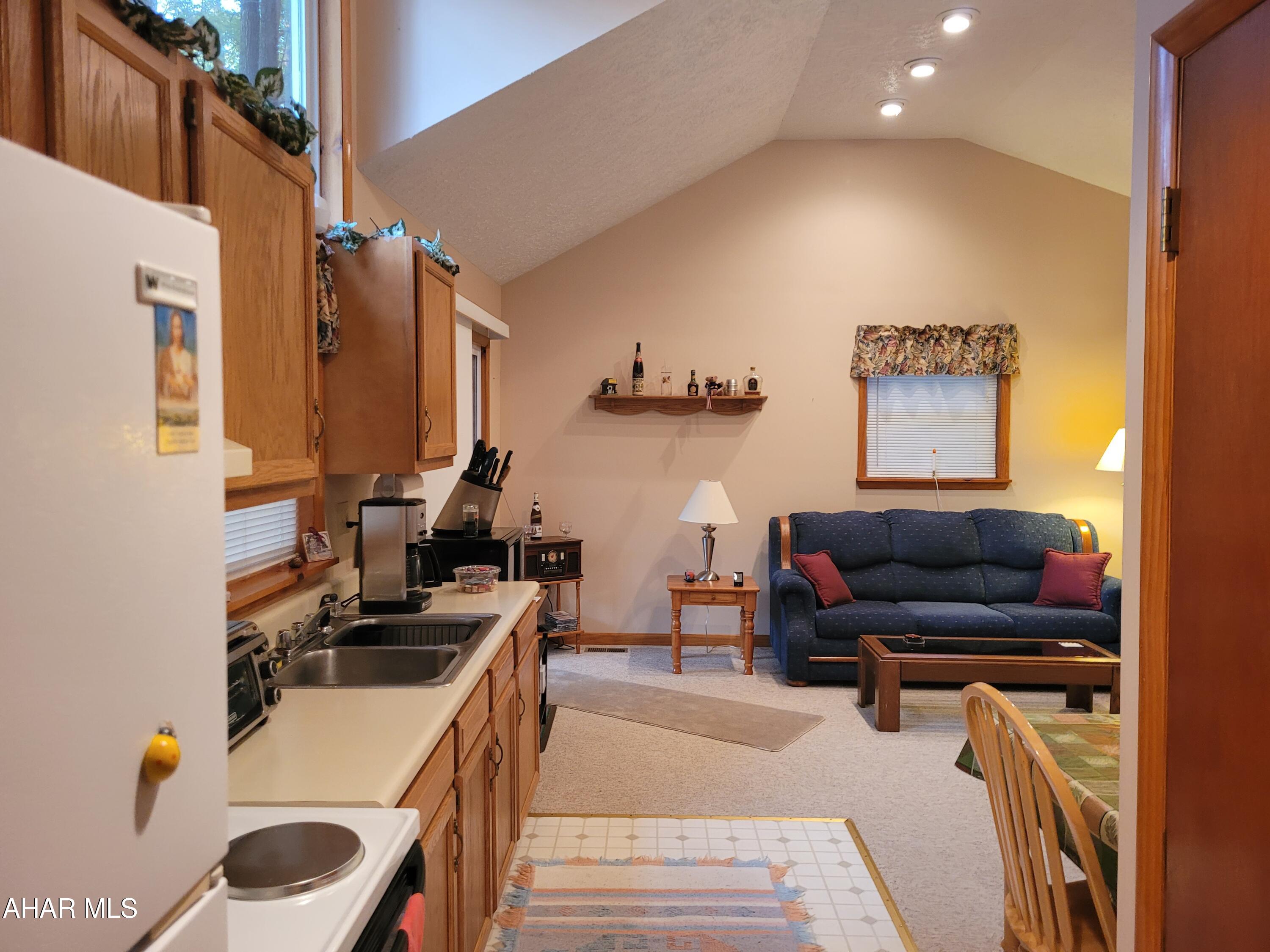 Glendale Yearound - Residential