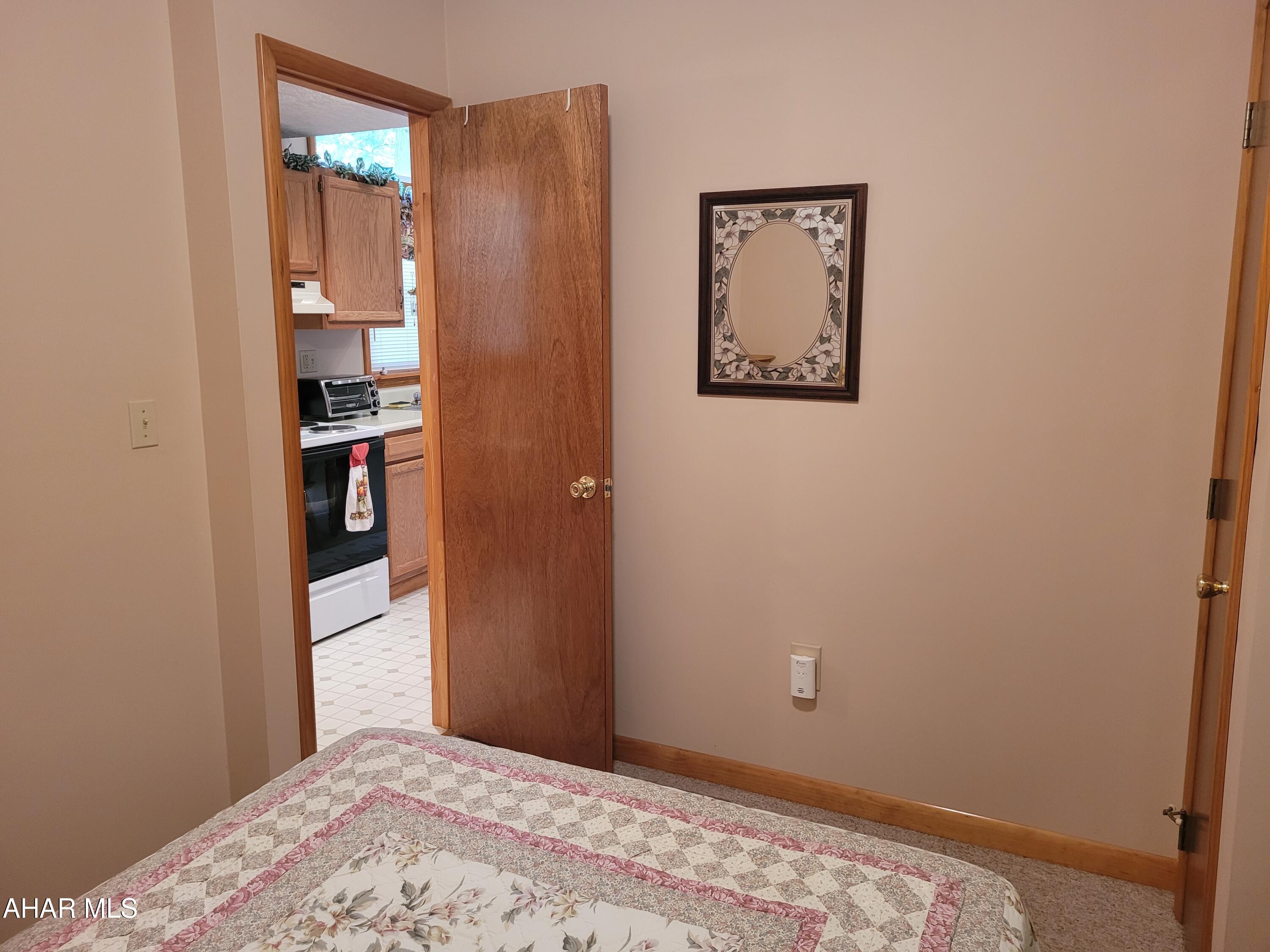 Glendale Yearound - Residential