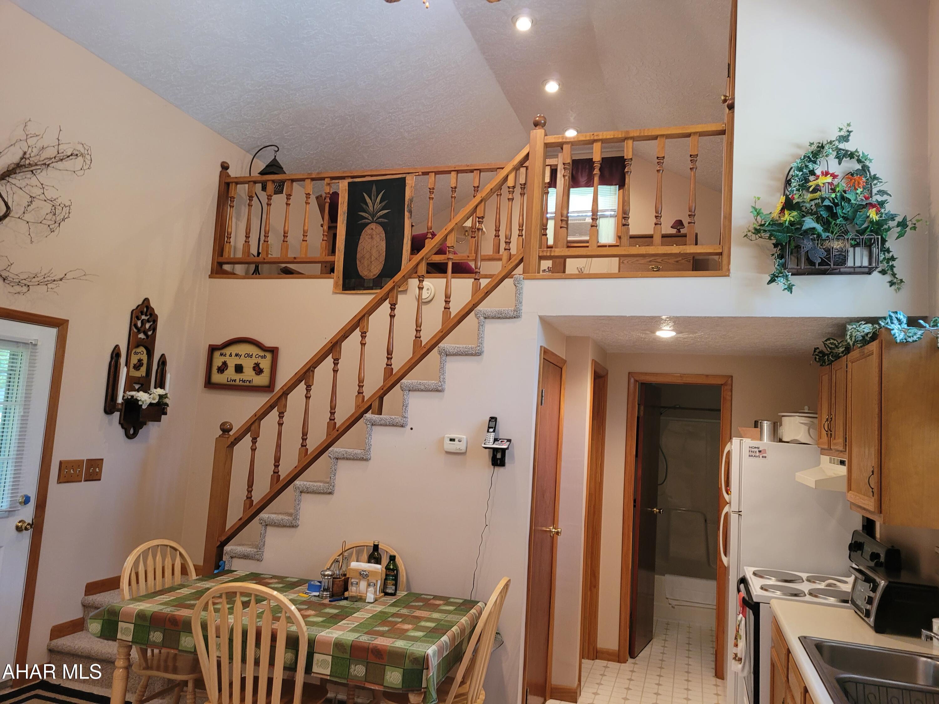 Glendale Yearound - Residential