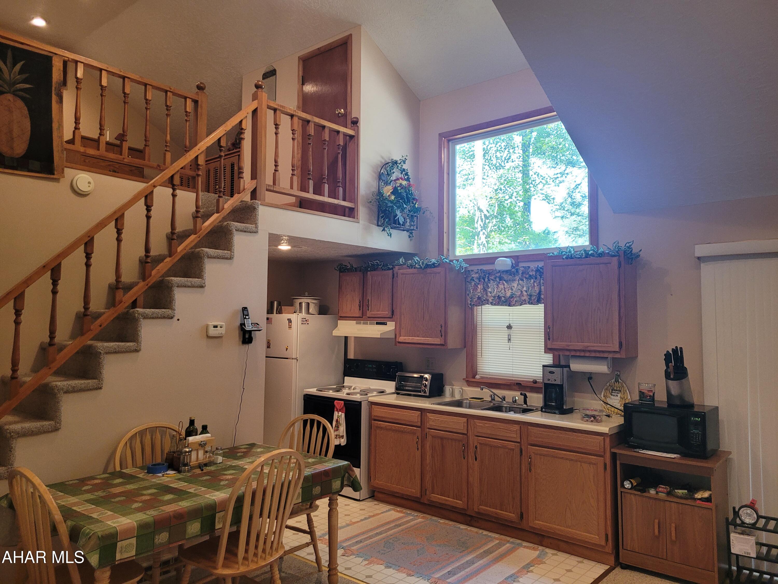 Glendale Yearound - Residential