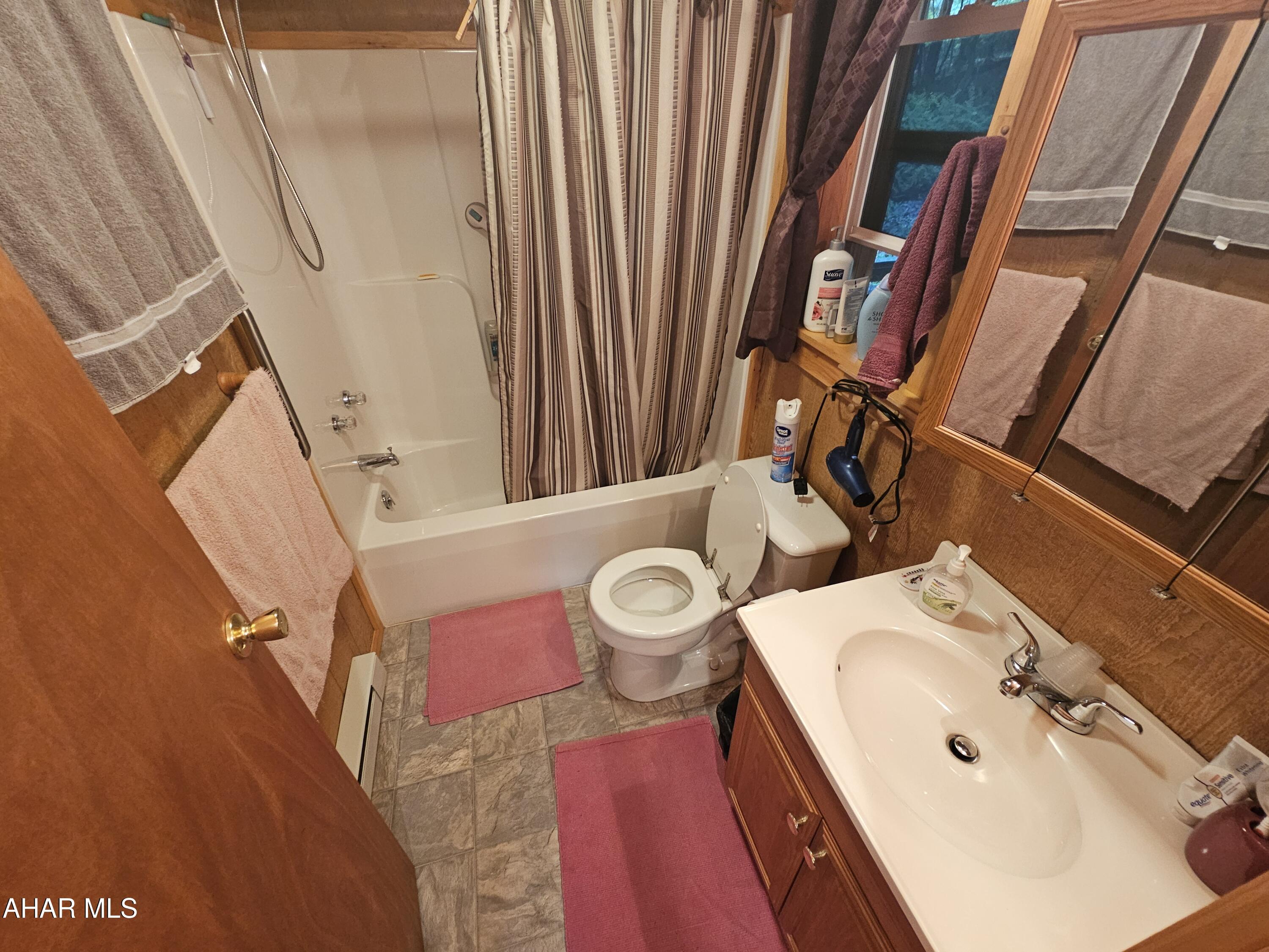 Glendale Yearound - Residential