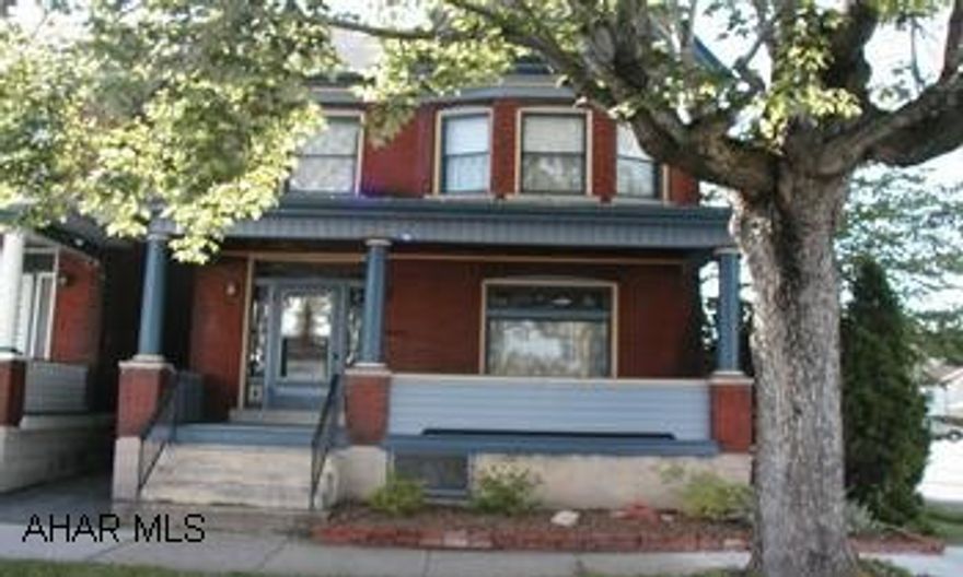 CHARMING CORNER BRICK IN EXCELLENT CONDITION, 4 BEDROOM, 1.5 BATH, LEADED WINDOWS, BEAUTIFUL WOODWORK, DOUBLE STAIRCASE, LARGE KITCHEN WITH BEAUTIFUL BUILT-IN CUPBOARDS, NEWER ELECTRIC, ROOF AND WATER LINE TO STREET.