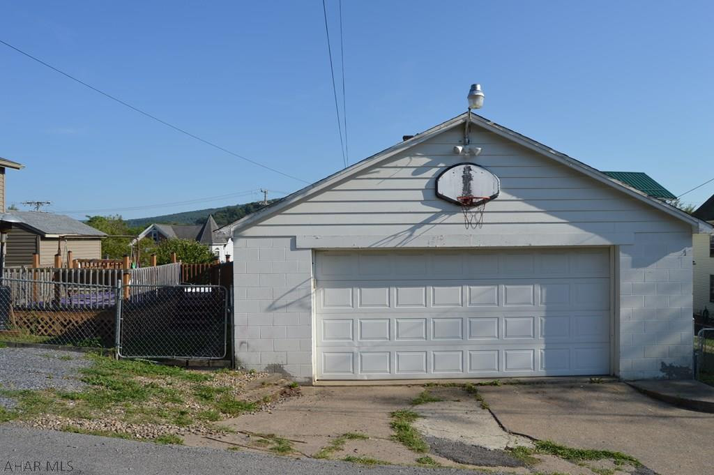 Unknown - Residential