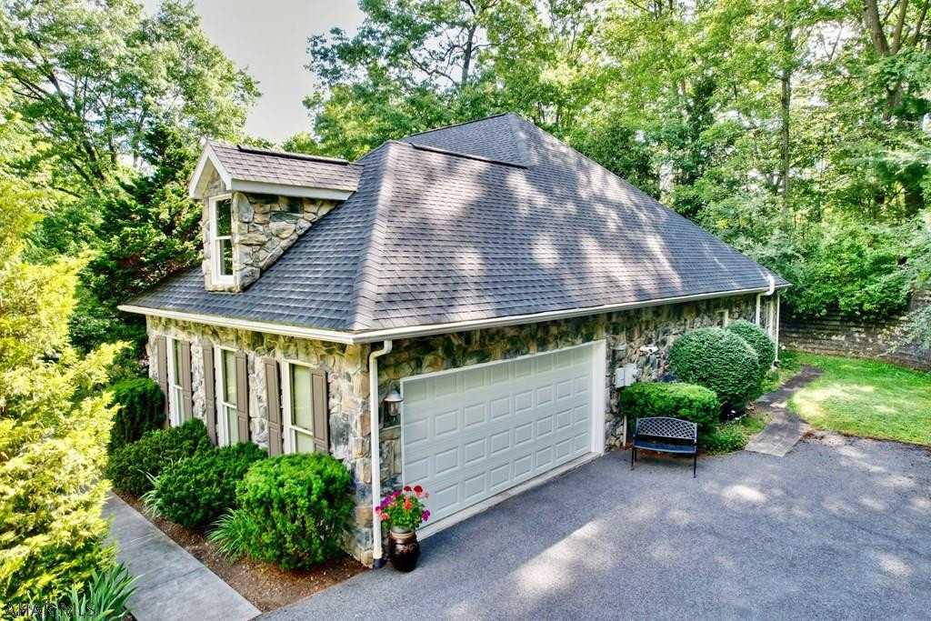 Barclay - Residential